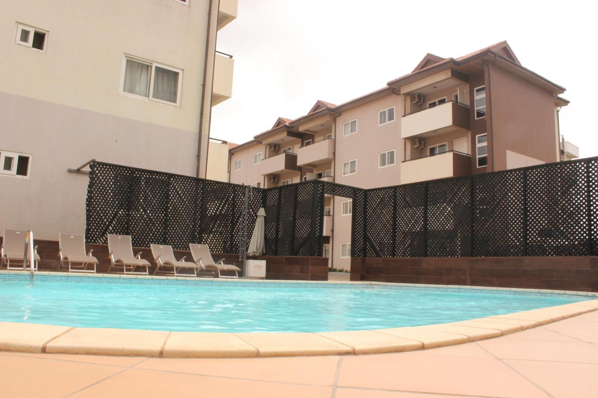 Accra Luxury Apartments מראה חיצוני תמונה